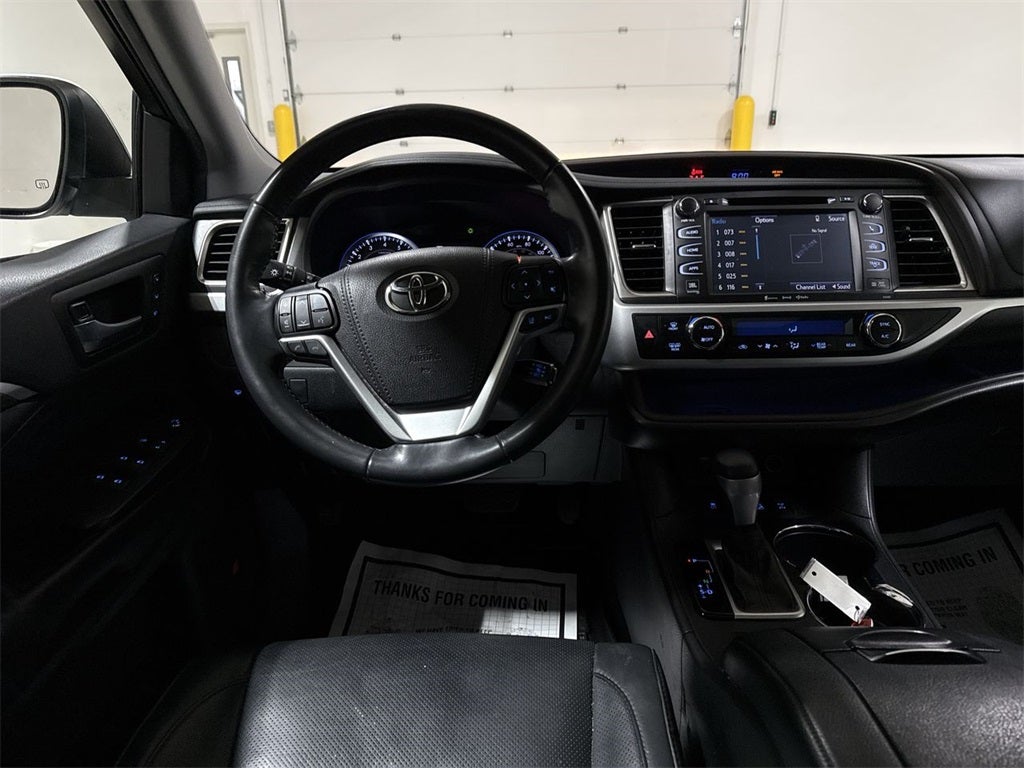 2019 Toyota Highlander Base