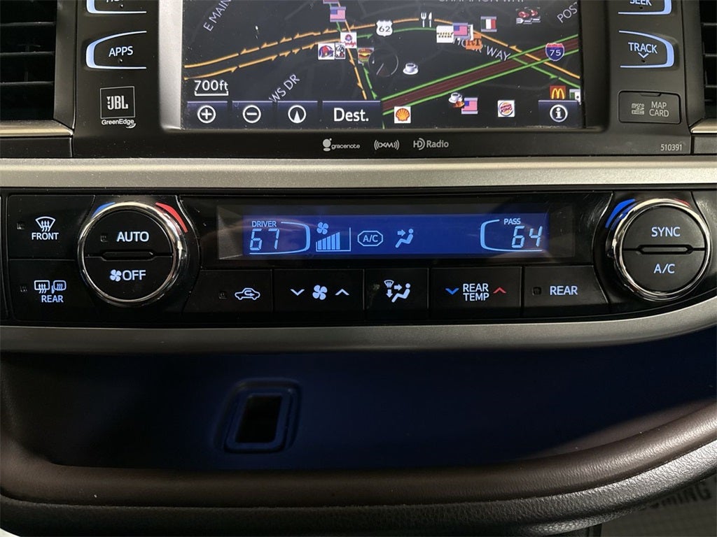 2019 Toyota Highlander Base