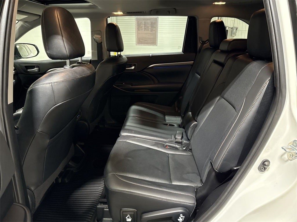 2019 Toyota Highlander Base