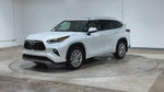 2023 Toyota Highlander Hybrid Platinum