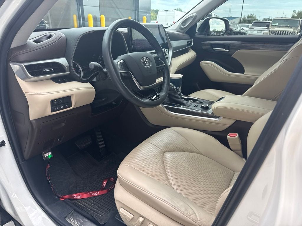 2020 Toyota Highlander Platinum