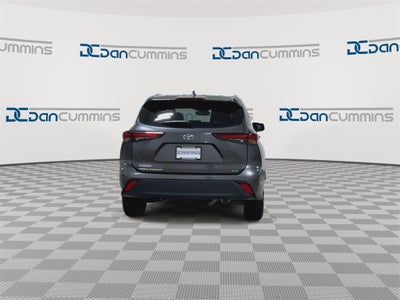 2024 Toyota Highlander LE