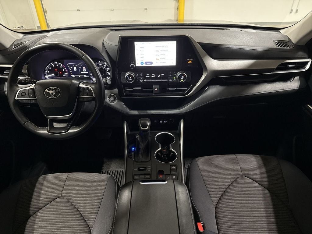 2023 Toyota Highlander LE