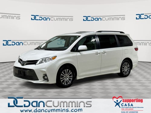 2018 Toyota Sienna XLE