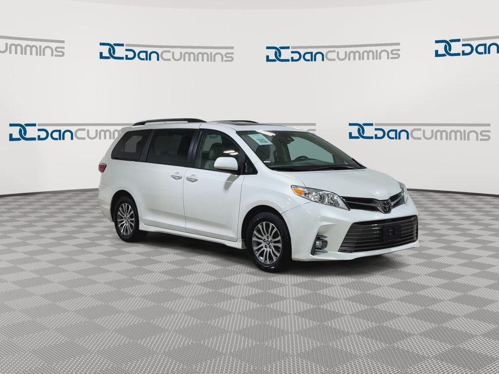2018 Toyota Sienna XLE