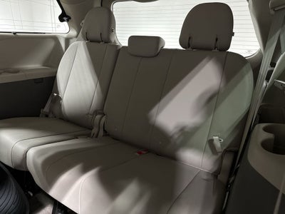 2018 Toyota Sienna XLE