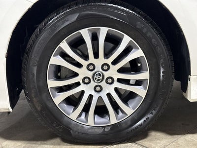 2018 Toyota Sienna XLE