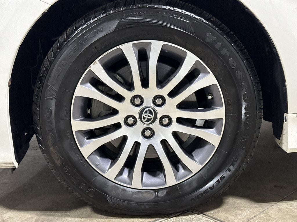 2018 Toyota Sienna XLE