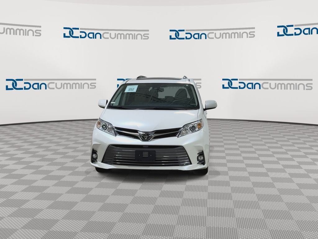 2018 Toyota Sienna XLE
