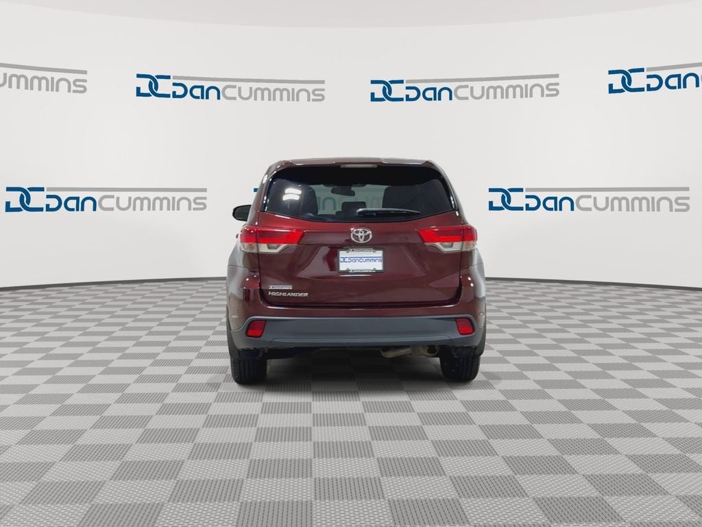 2019 Toyota Highlander LE