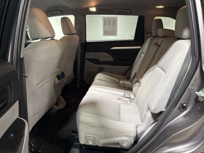 2015 Toyota Highlander LE
