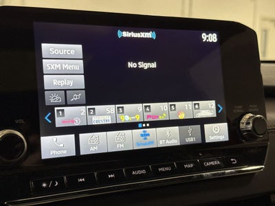 2024 Mitsubishi Outlander Base