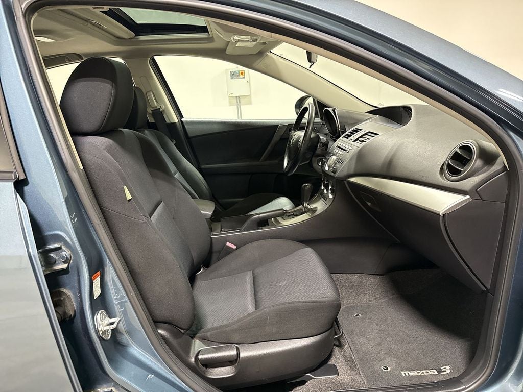 2011 Mazda Mazda3 i Touring