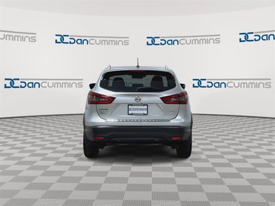 2020 Nissan Rogue Sport SV