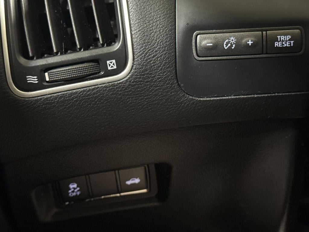 2014 INFINITI Q50 Premium