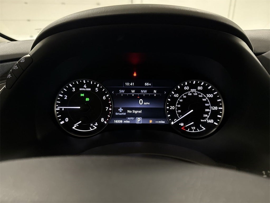 2024 Nissan Armada SV