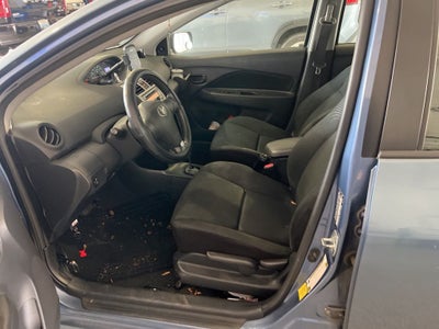 2012 Toyota Yaris Base