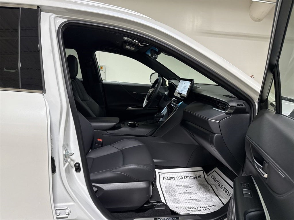 2024 Toyota Venza XLE