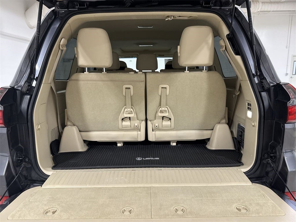 2017 Lexus LX 570