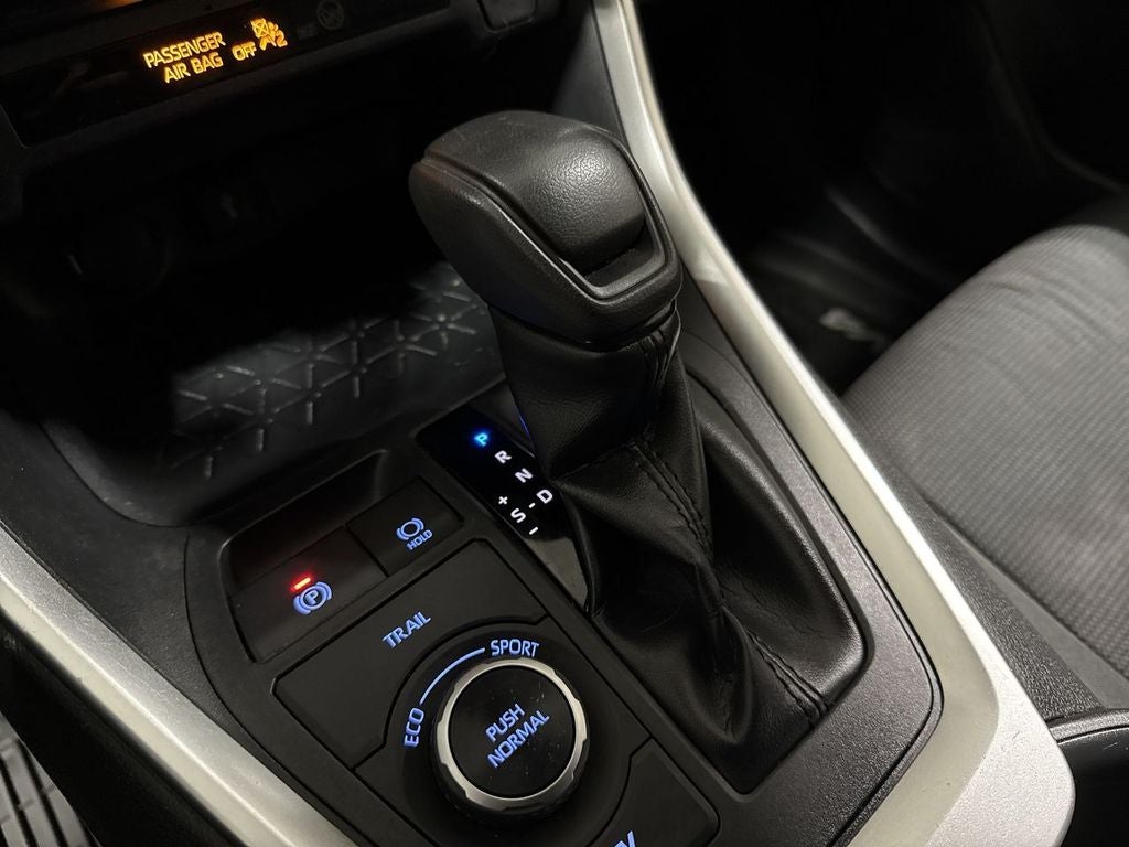 2020 Toyota RAV4 Hybrid LE