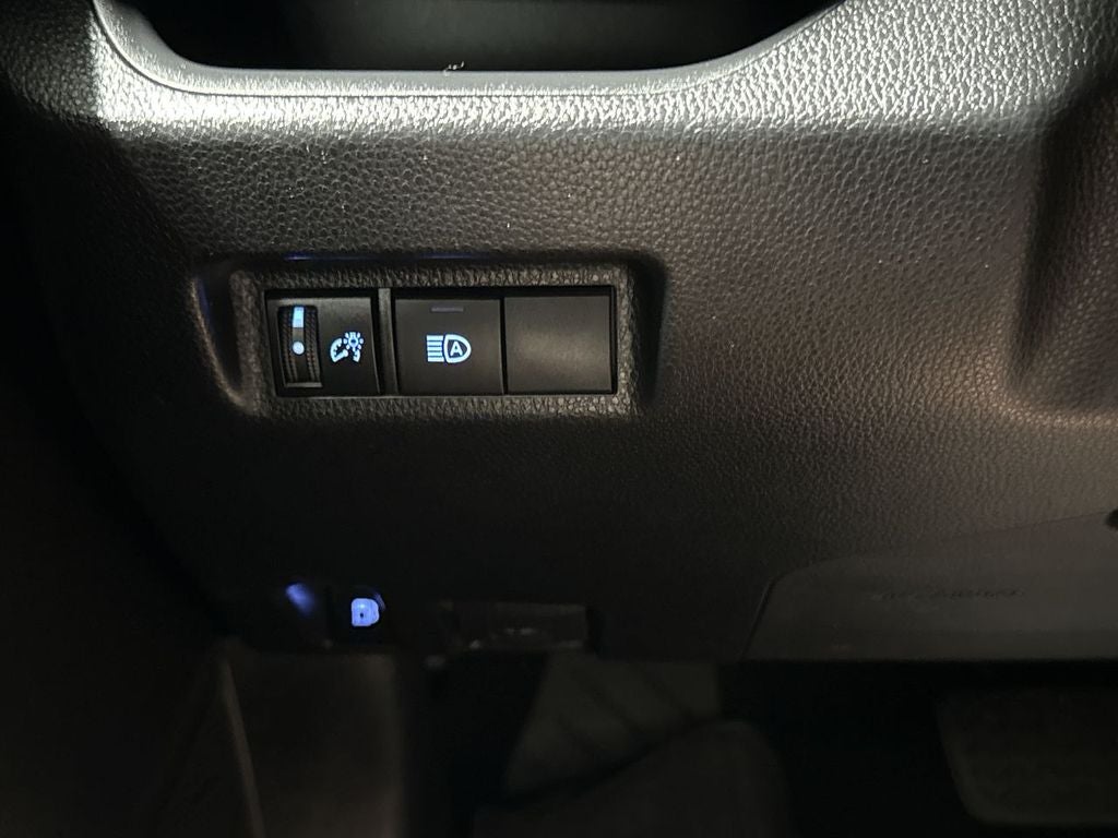 2020 Toyota RAV4 Hybrid LE