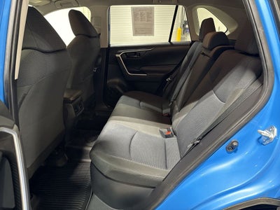 2020 Toyota RAV4 Hybrid LE