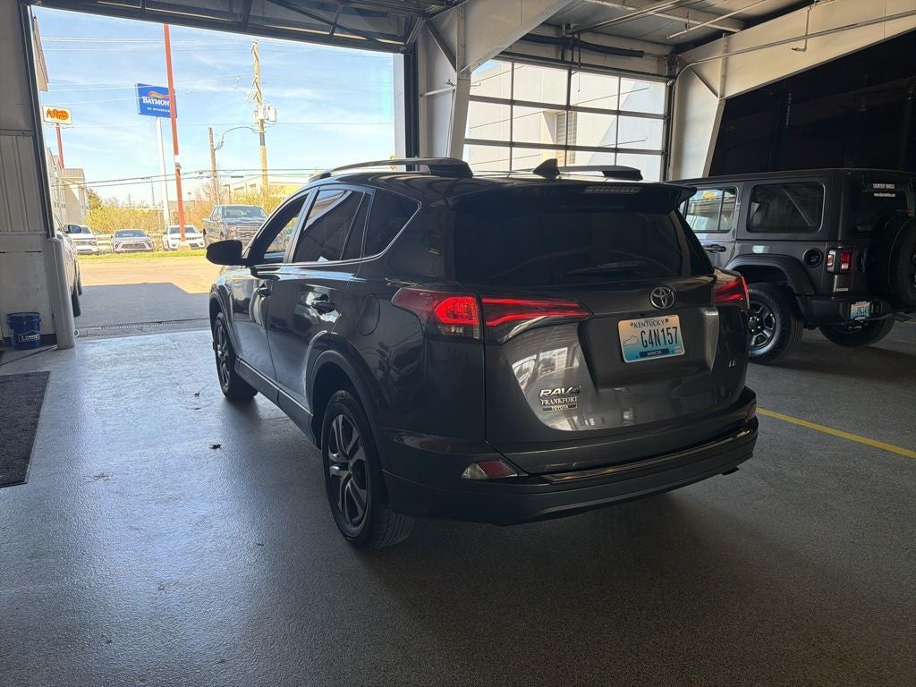 2018 Toyota RAV4 LE