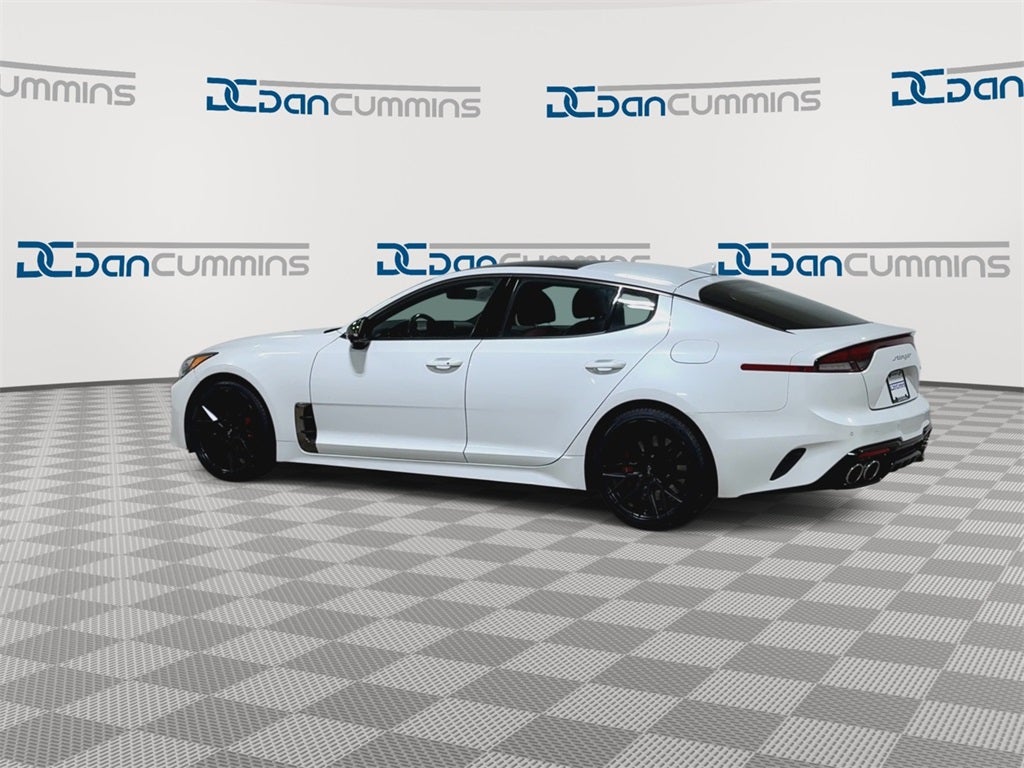 2023 Kia Stinger GT2