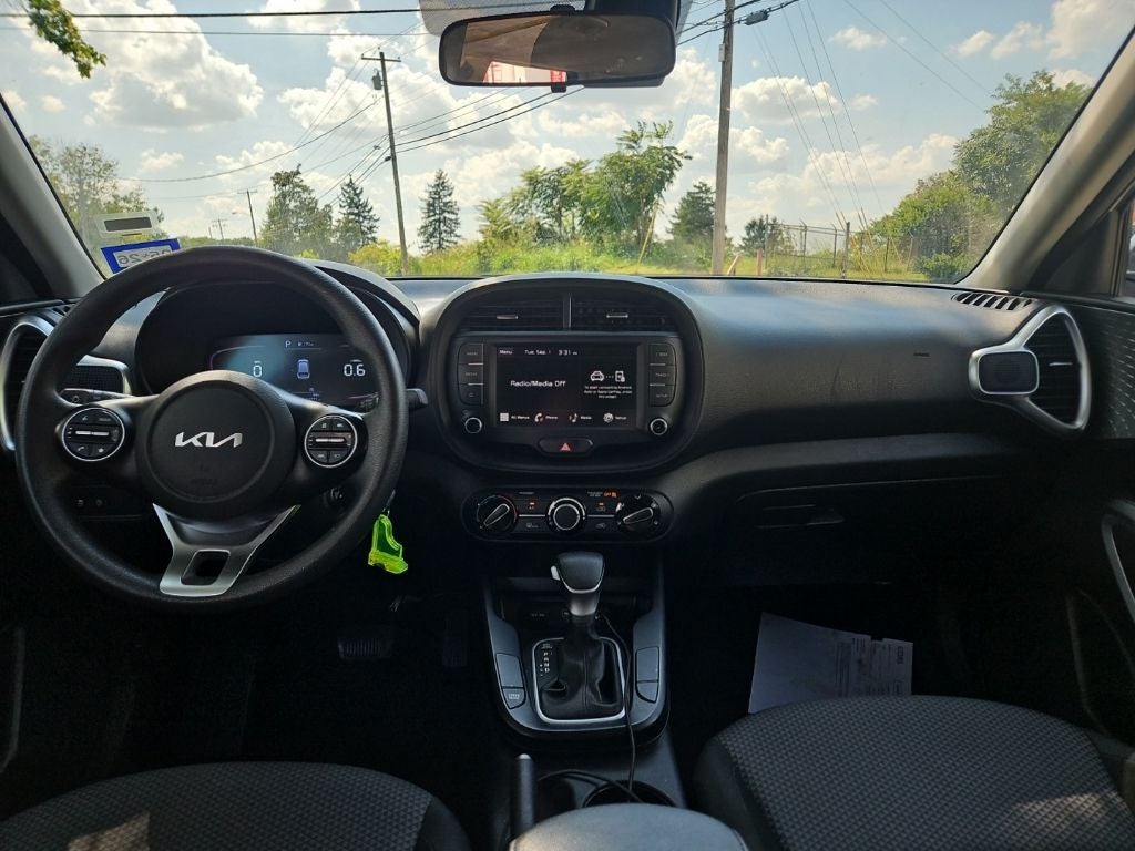 2024 Kia Soul LX