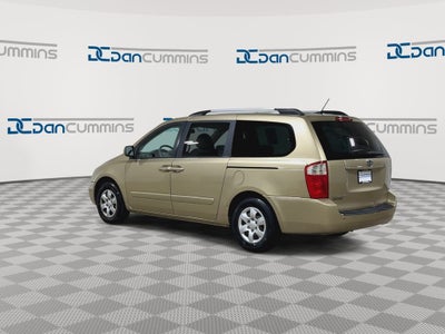 2010 Kia Sedona LX