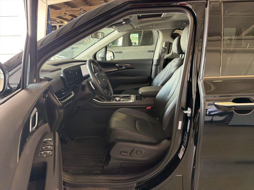 2025 Kia Carnival Hybrid SX