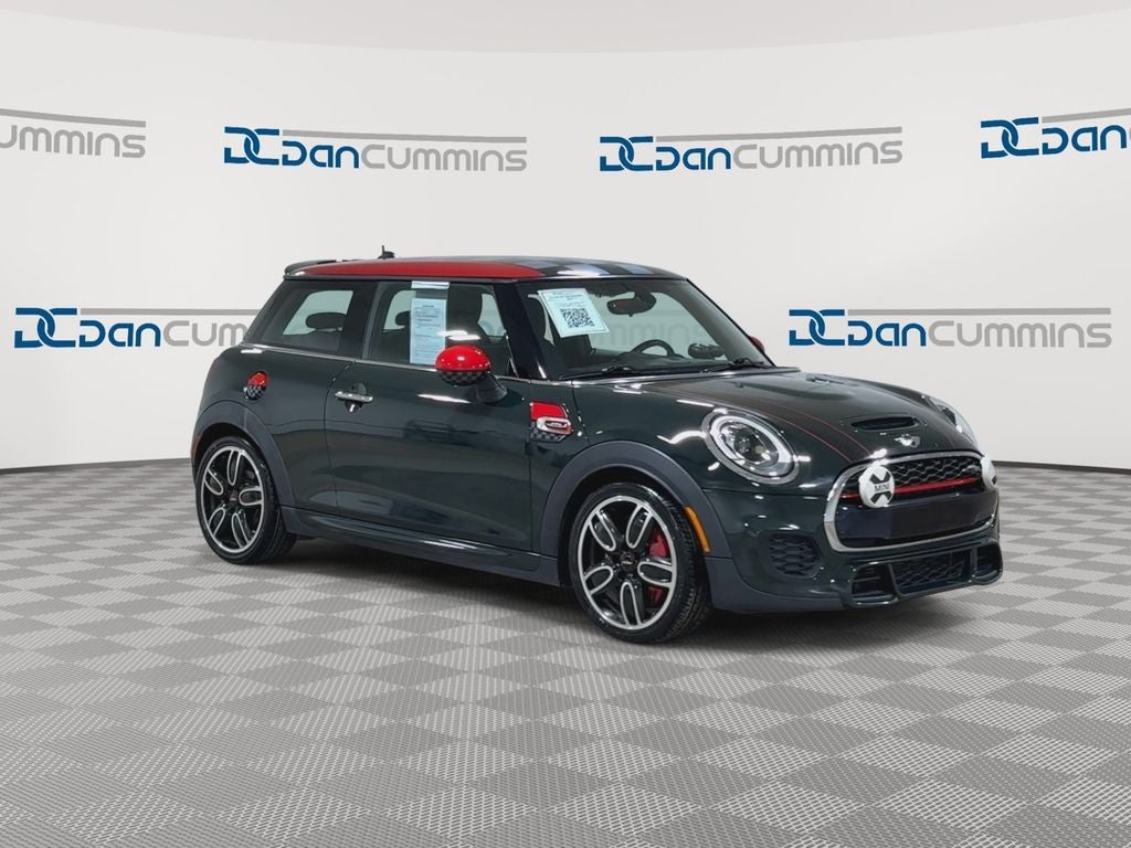 2016 MINI John Cooper Works Base
