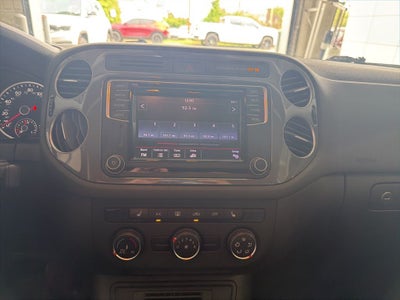 2017 Volkswagen Tiguan 2.0T Wolfsburg Edition
