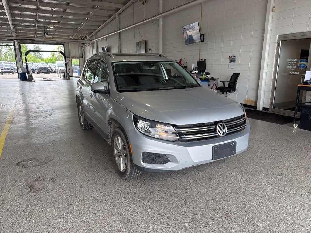 2017 Volkswagen Tiguan 2.0T Wolfsburg Edition