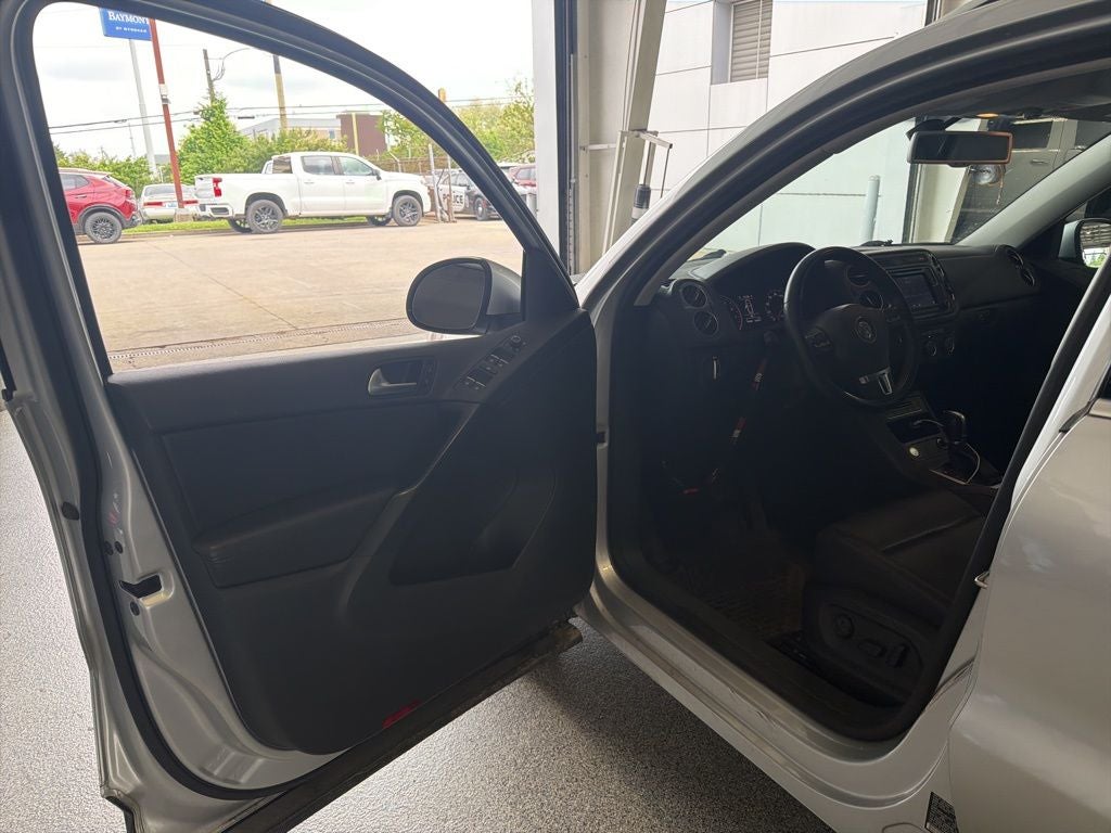 2017 Volkswagen Tiguan 2.0T Wolfsburg Edition