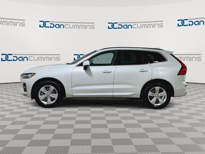 2022 Volvo XC60 B5 Momentum