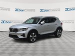 2024 Volvo XC40 B5 Plus Bright Theme