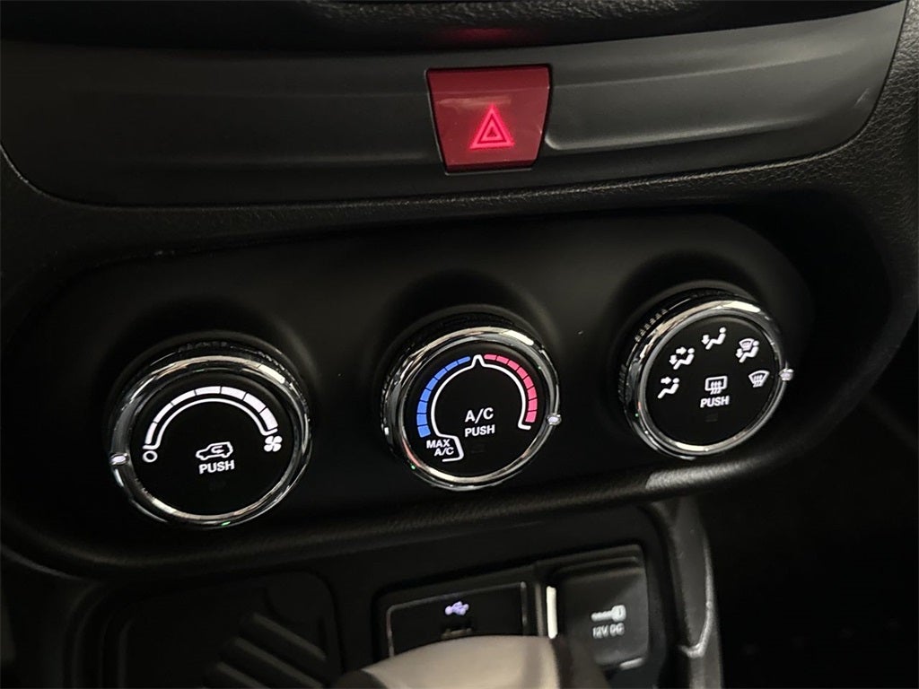 2017 Jeep Renegade Altitude