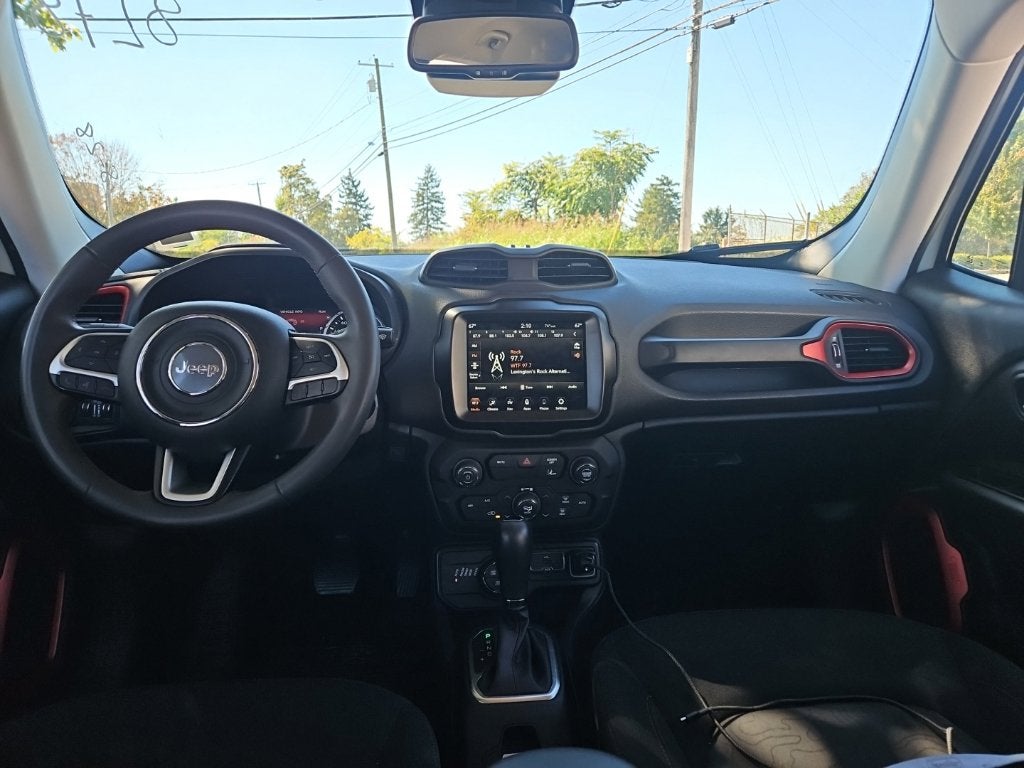 2023 Jeep Renegade Trailhawk