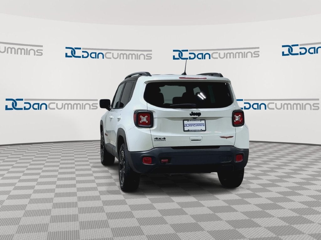 2023 Jeep Renegade Trailhawk