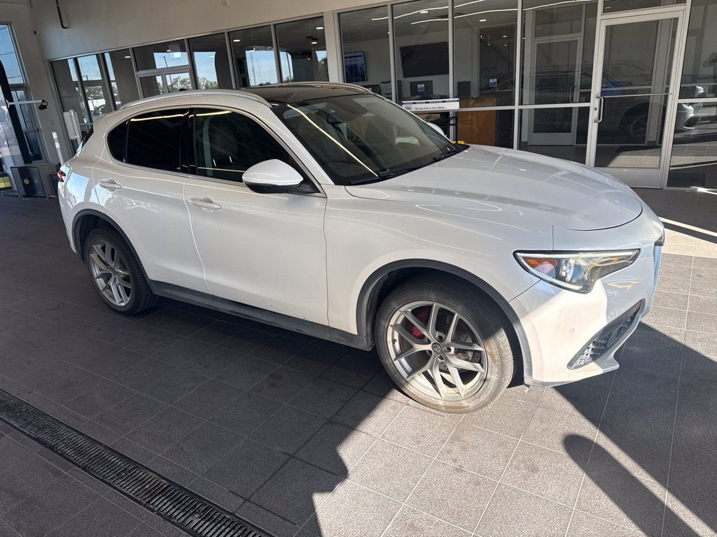 2018 Alfa Romeo Stelvio Ti