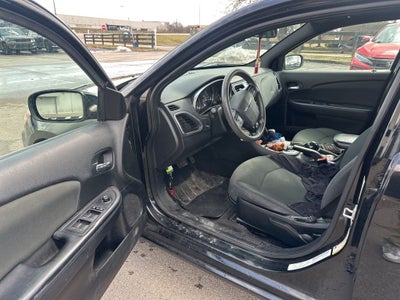 2012 Chrysler 200 LX
