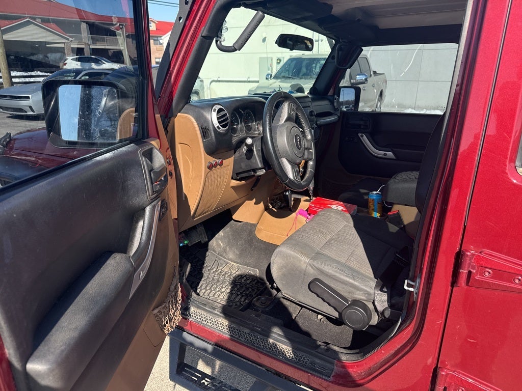 2012 Jeep Wrangler Unlimited Sahara