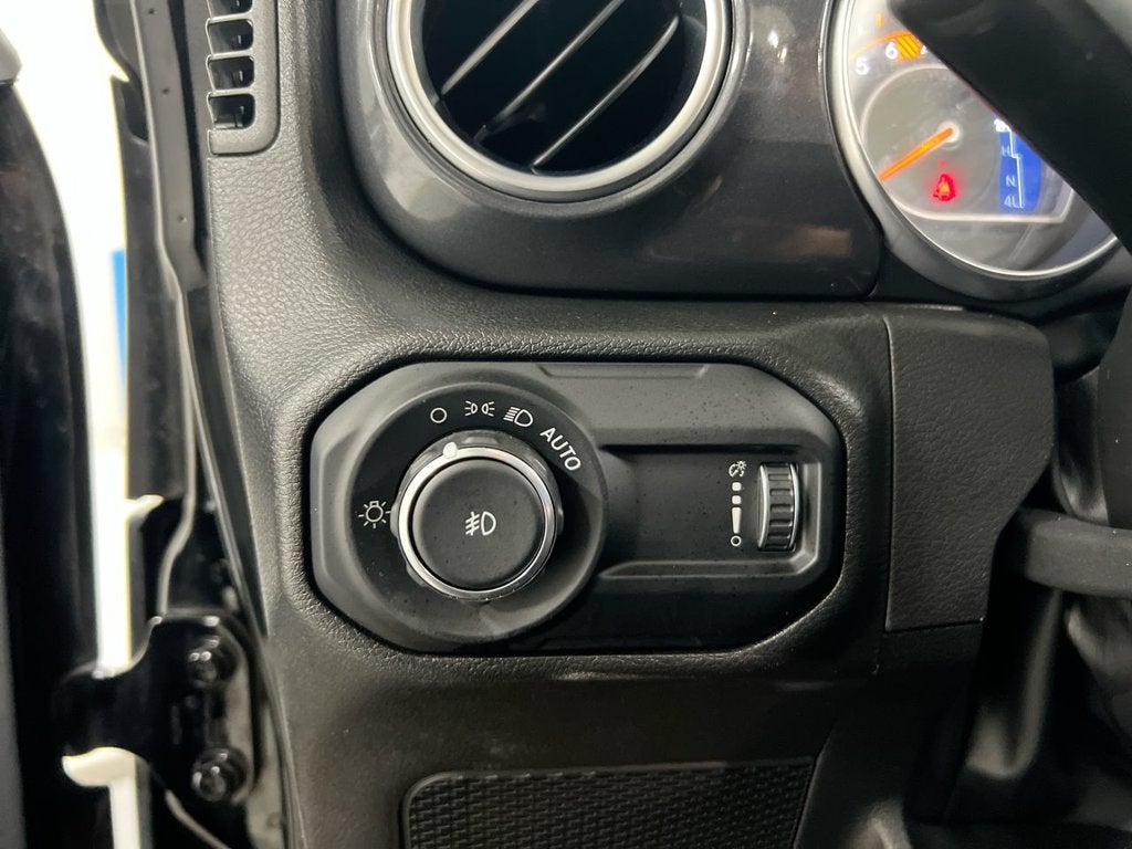 2023 Jeep Wrangler Altitude