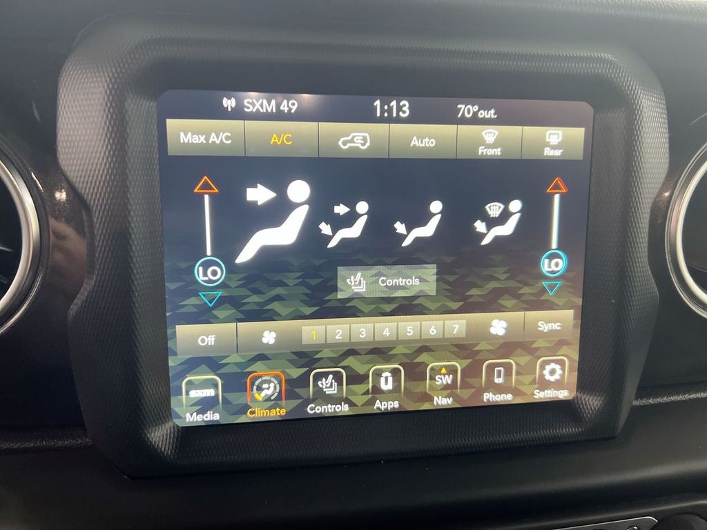2022 Jeep Wrangler Unlimited Sahara Altitude
