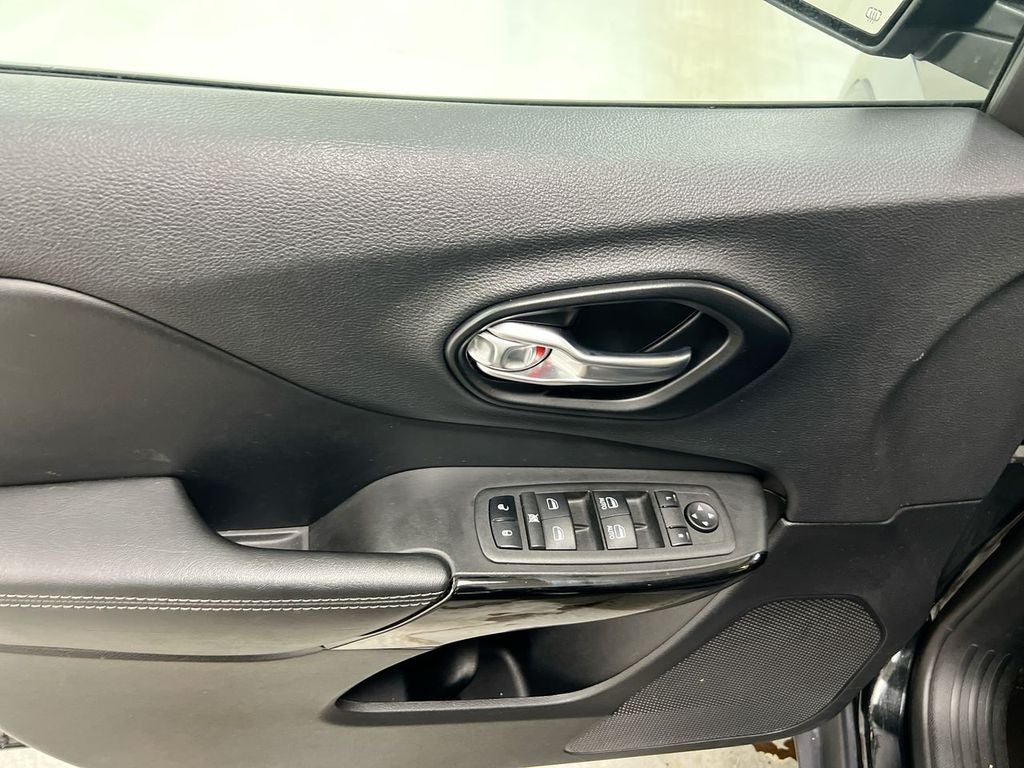 2023 Jeep Cherokee Altitude