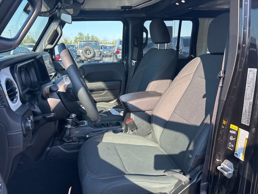 2025 Jeep Wrangler Sahara