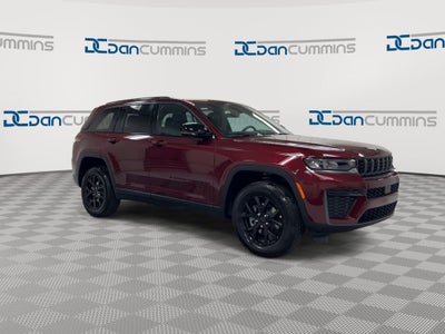 2026 Jeep Grand Cherokee Laredo