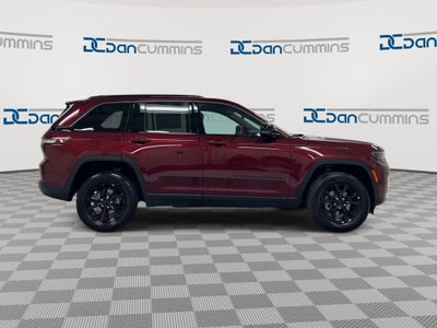 2026 Jeep Grand Cherokee Laredo