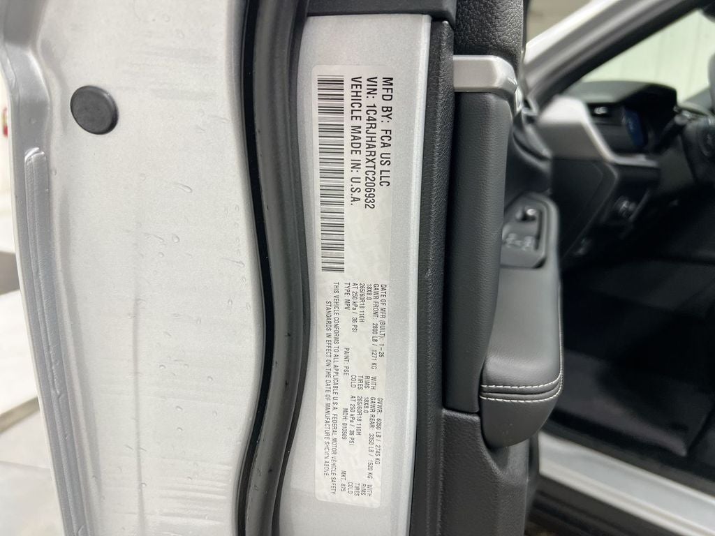 2026 Jeep Grand Cherokee Laredo